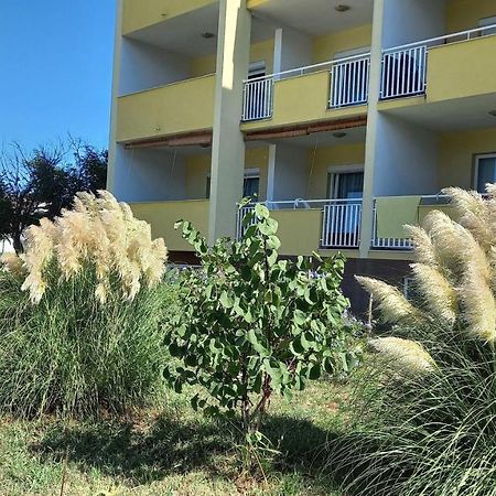 Apartment Sara - Cres Luaran gambar