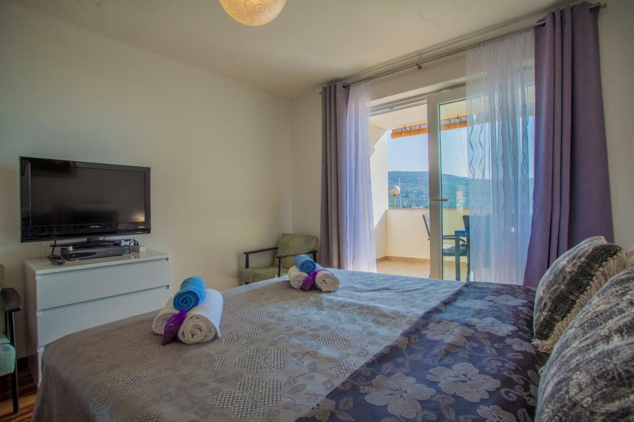 Apartment Sara - Cres Luaran gambar