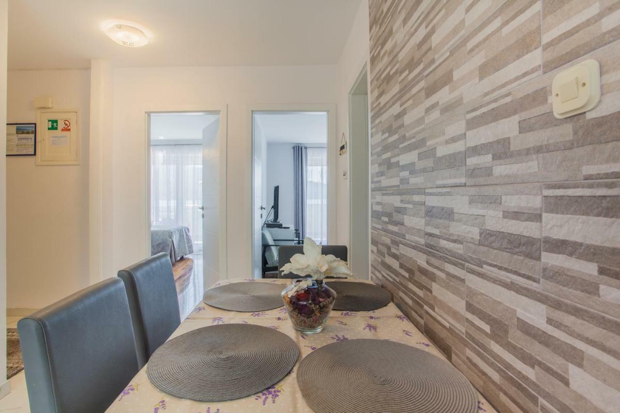 Apartment Sara - Cres Luaran gambar